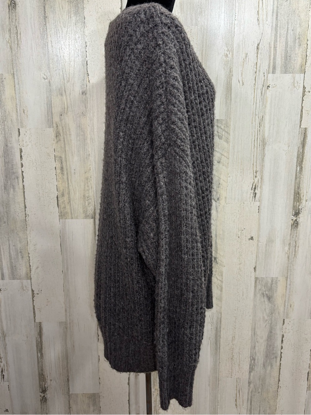 American Eagle Outfitters Whoa So Cozy Charcoal V-Neck Waffle Knit Sweater - Picture 9 of 12